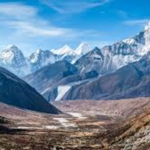 पहाड़ की चोटी पर शिव का धाम……. जहां पहुंचकर ठहर जाता है मन