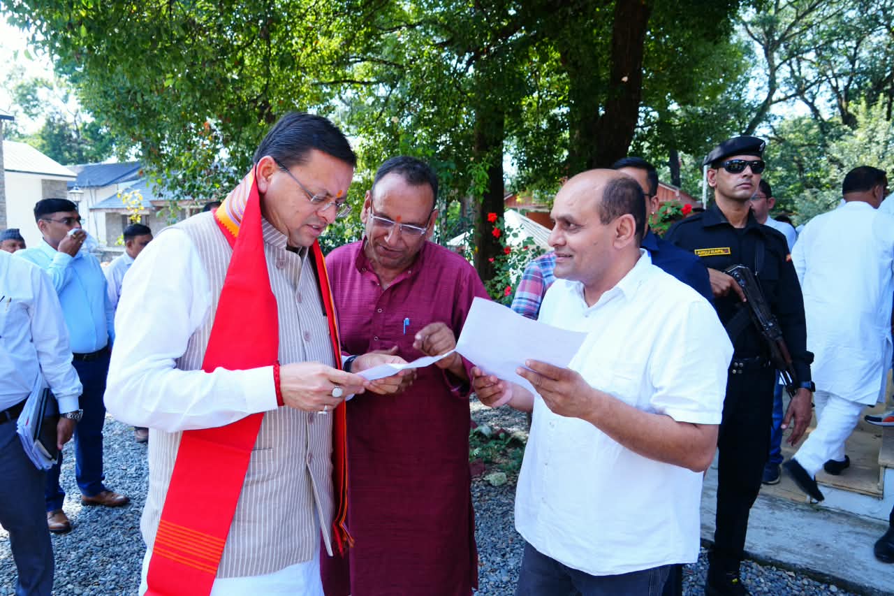 जनसमस्याओं का त्वरित एवं समयबद्ध समाधान सुनिश्चित करेंः मुख्यमंत्री